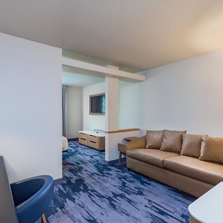 Fairfield Inn And Suites By Marriott Tampa North Temple Terrace Bagian luar foto